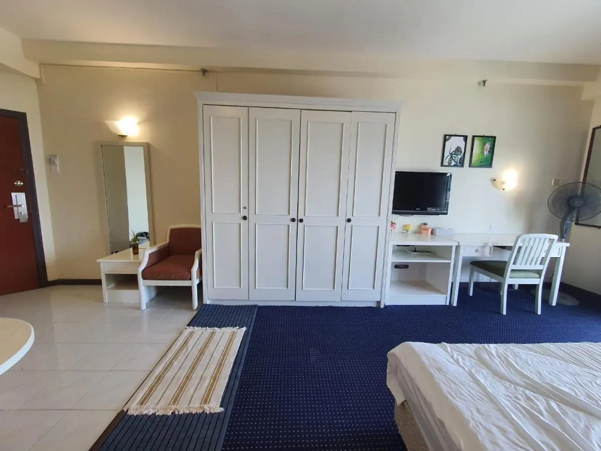 Apartment Rainbow Paradise At Tanjung Bungah Tanjung Bungah
