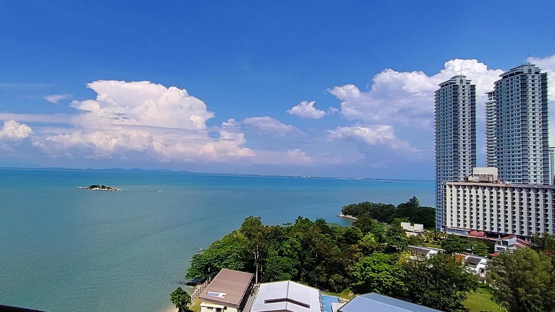 Rainbow Paradise At Tanjung Bungah Tanjung Bungah  Apartment Tanjung Bungah (Penang)